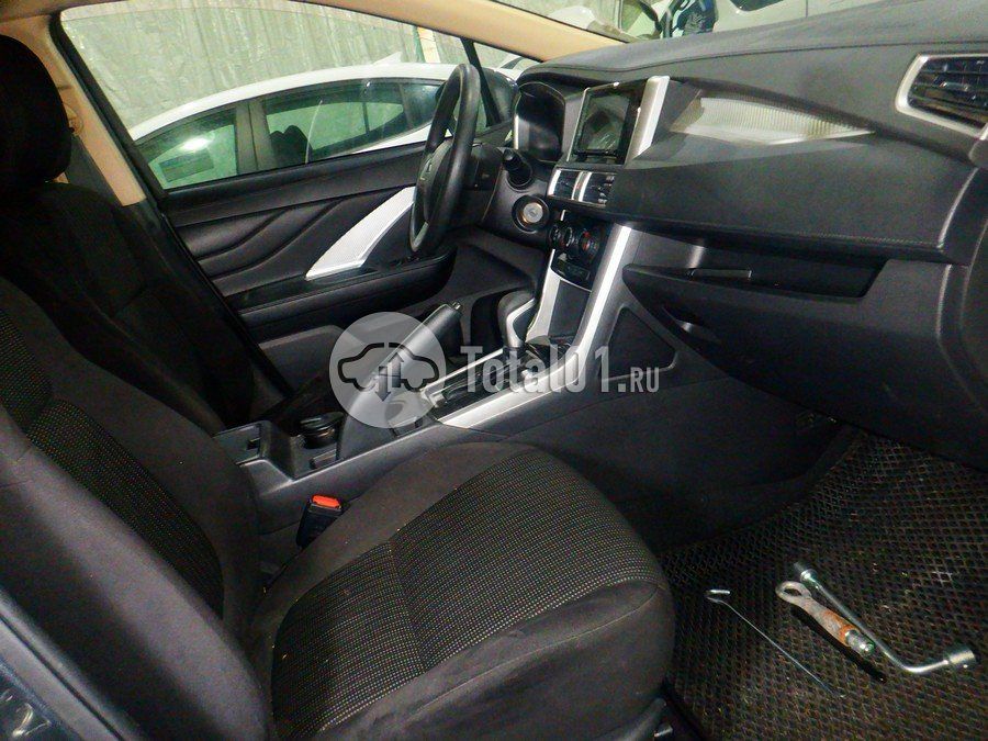 Фото Mitsubishi Xpander 22