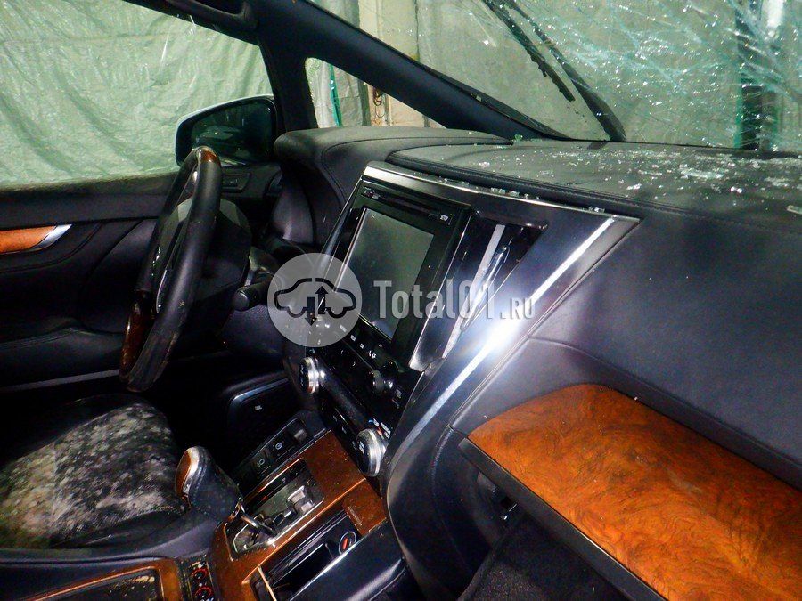 Фото Toyota Alphard 50