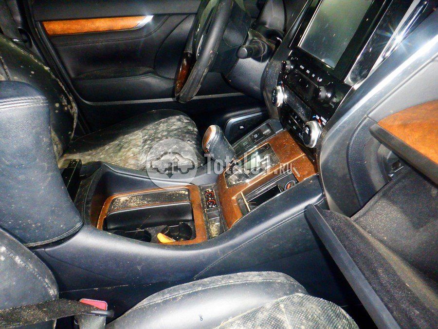 Фото Toyota Alphard 52