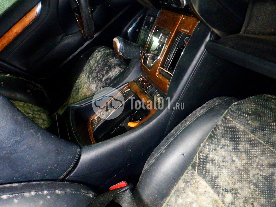 Фото Toyota Alphard 60