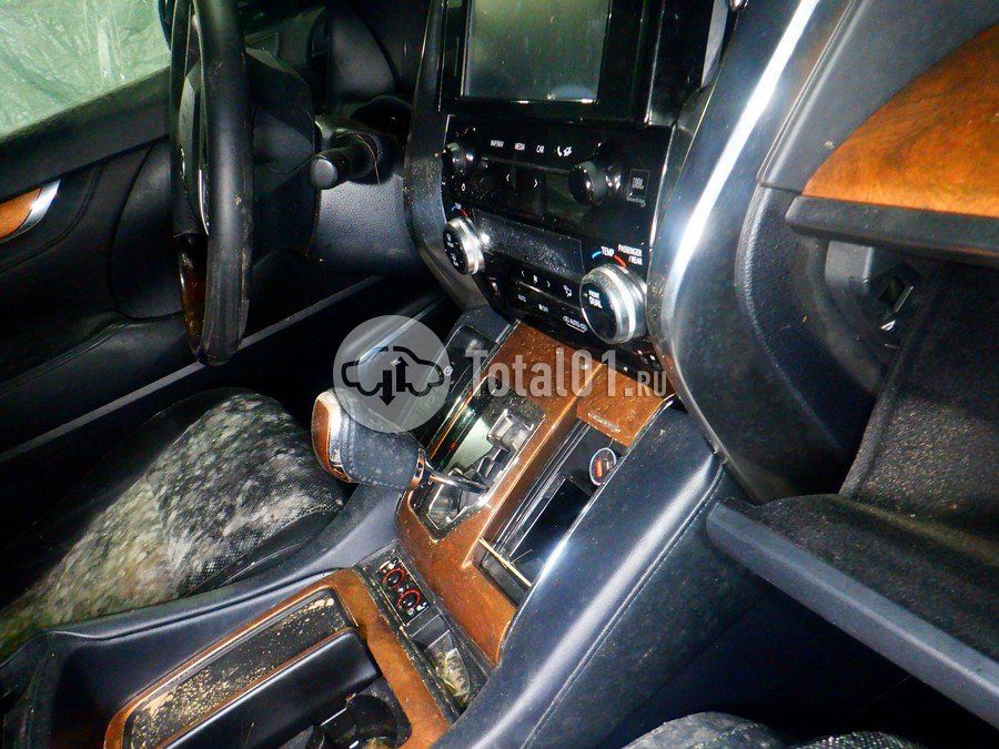 Фото Toyota Alphard 64