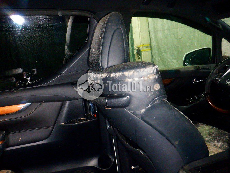 Фото Toyota Alphard 84