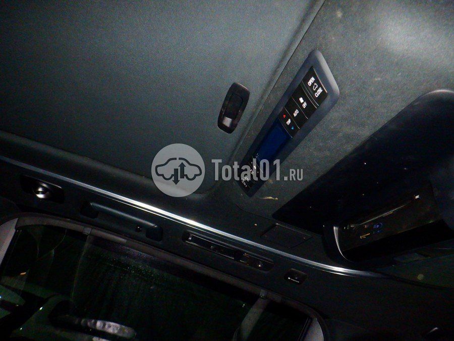 Фото Toyota Alphard 90