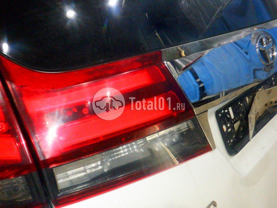 Фото Toyota Alphard 230