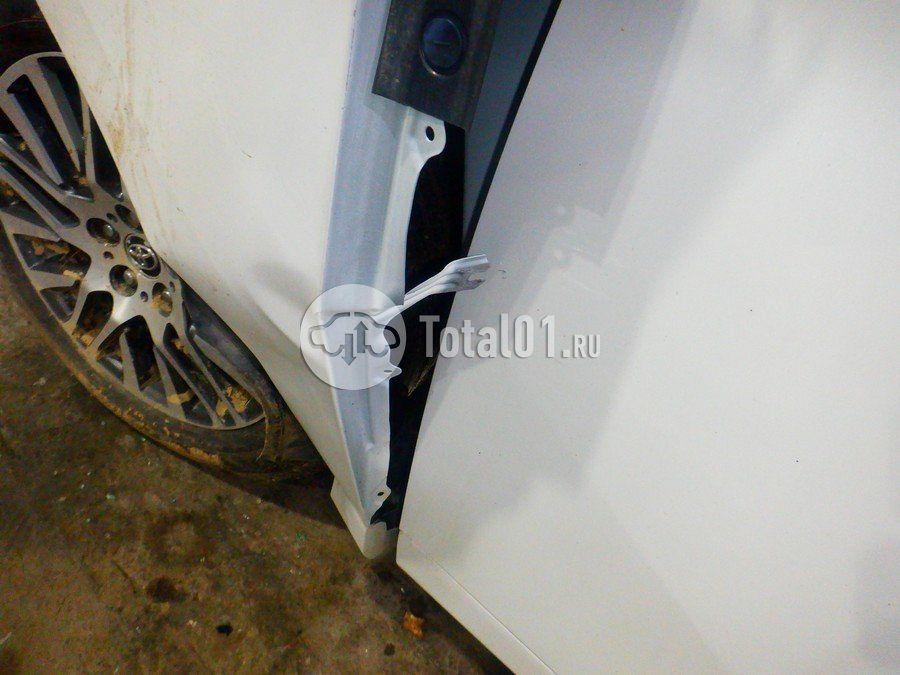 Фото Toyota Alphard 260