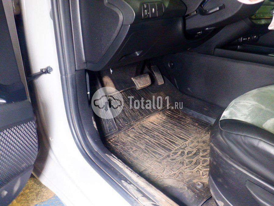 Фото Hyundai Elantra 24