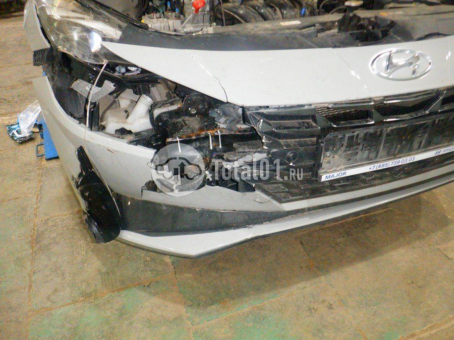 Фото Hyundai Elantra 126