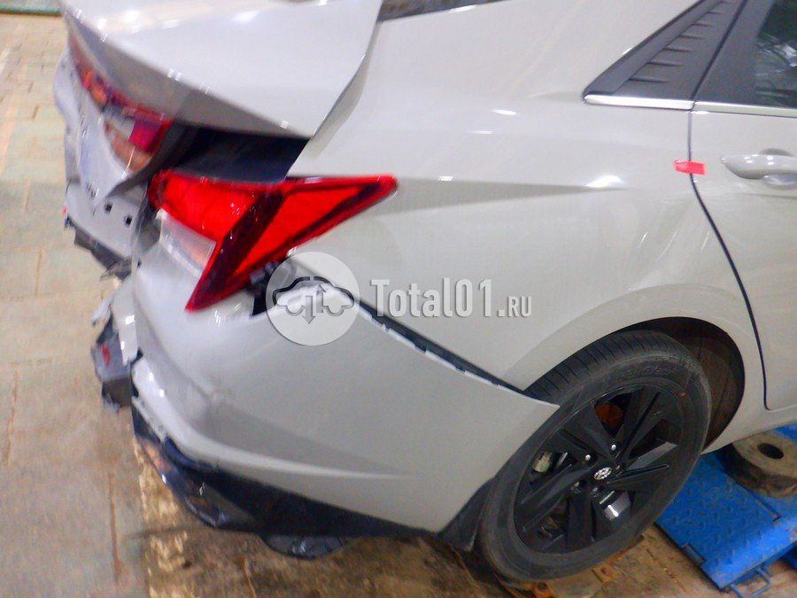 Фото Hyundai Elantra 174