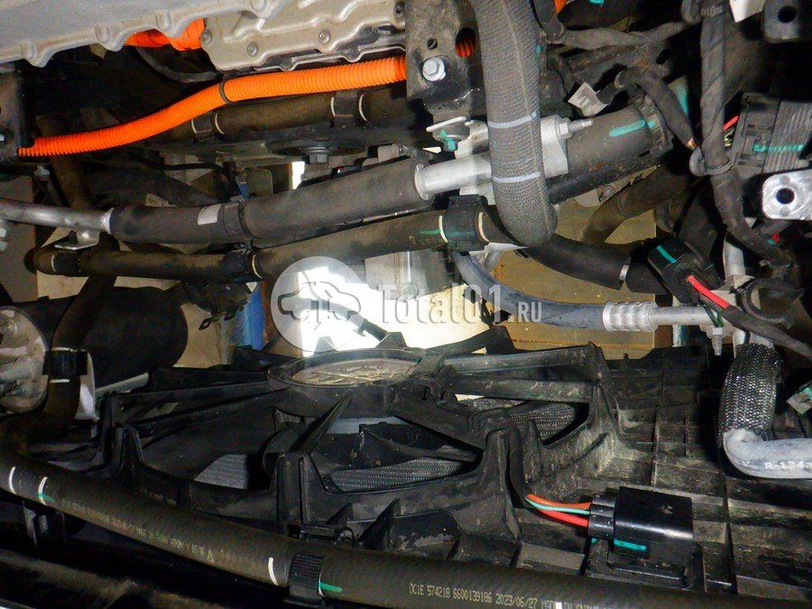 Фото Zeekr 001 234