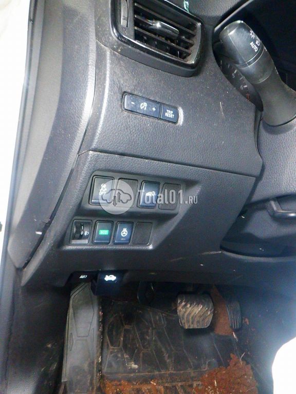 Фото Nissan X-Trail 98