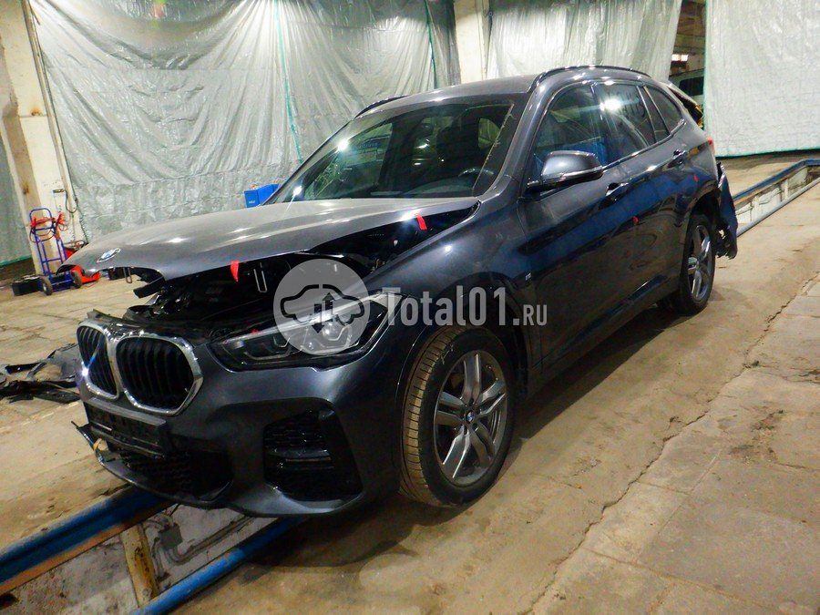 Фото BMW X1 8