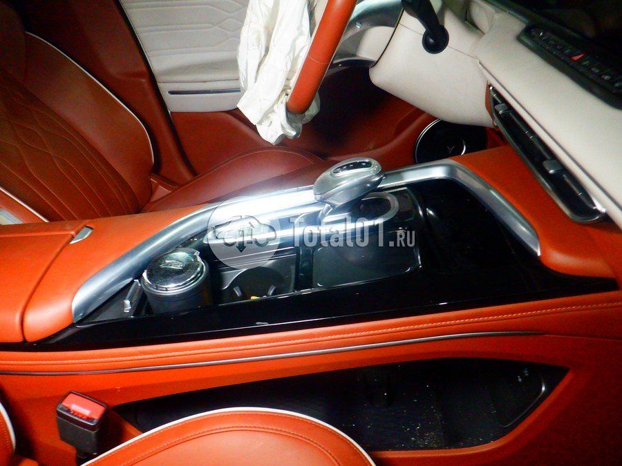 Фото Voyah Free 34