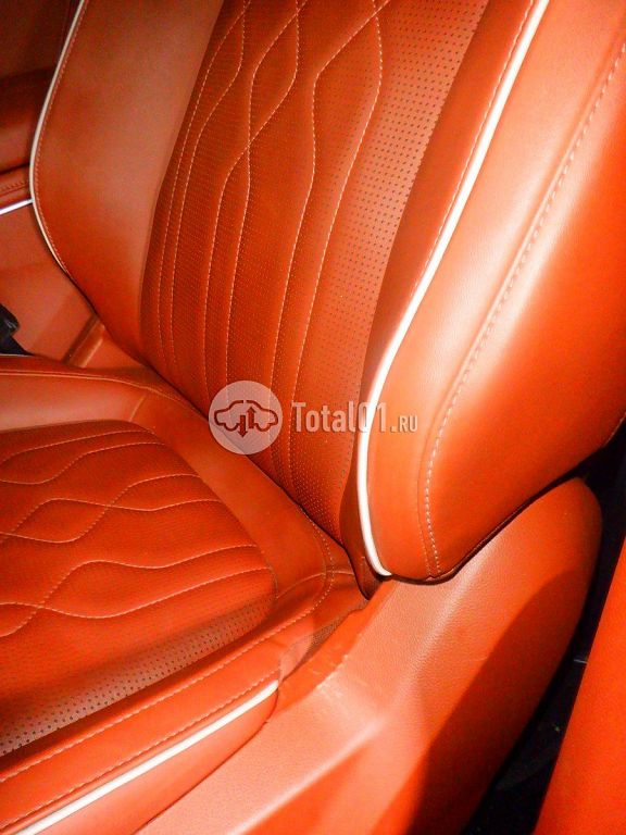 Фото Voyah Free 178