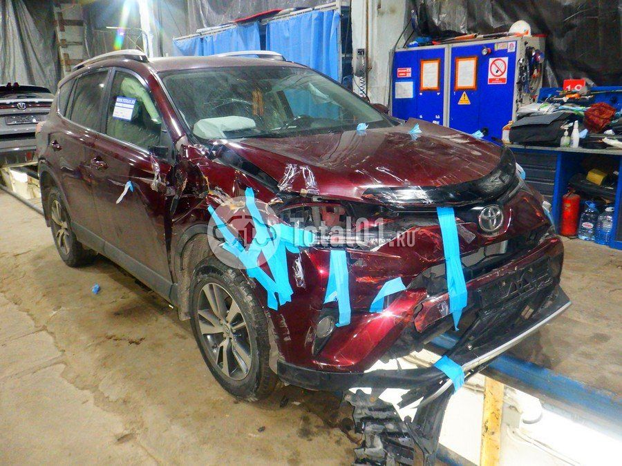 Фото Toyota RAV4 6