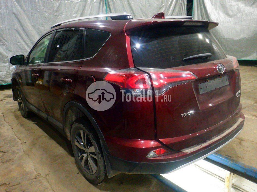 Фото Toyota RAV4 16