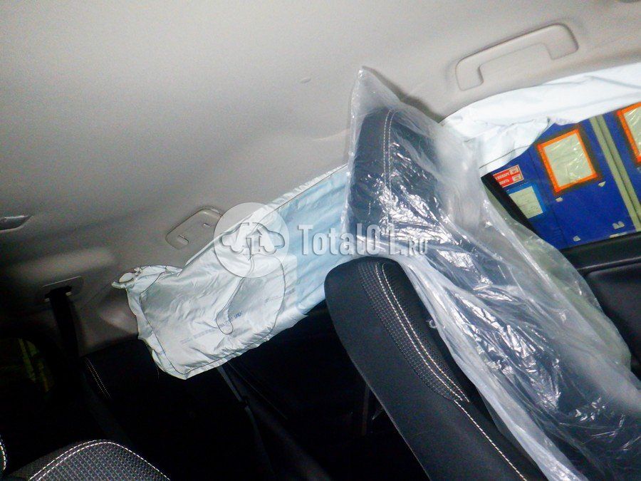 Фото Toyota RAV4 38