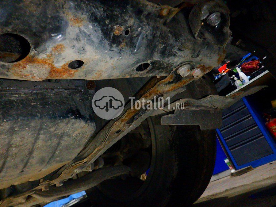 Фото Toyota RAV4 240