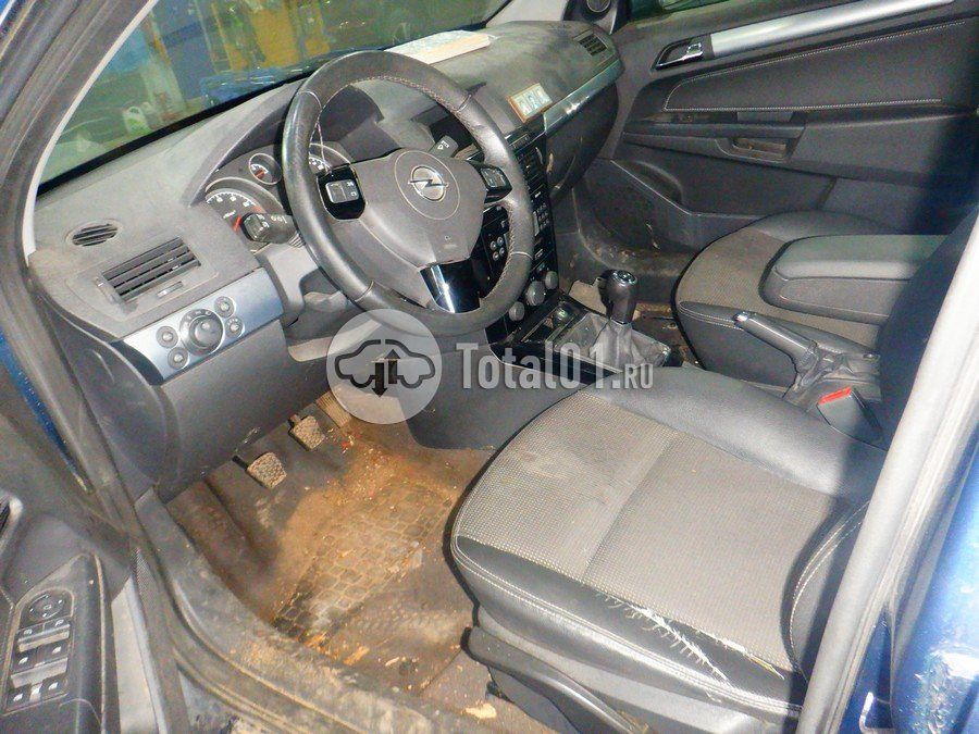 Фото Opel Astra 72