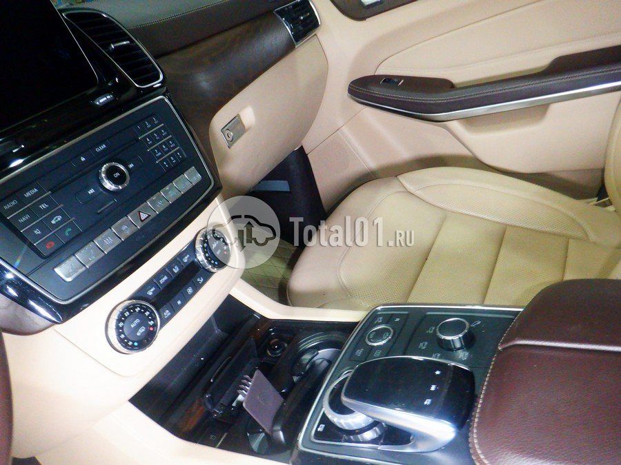 Фото Mercedes-Benz GLS-класс 110