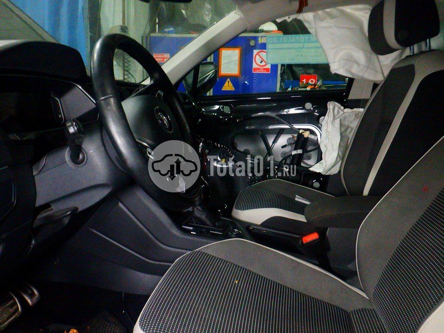 Фото Volkswagen Tiguan 98