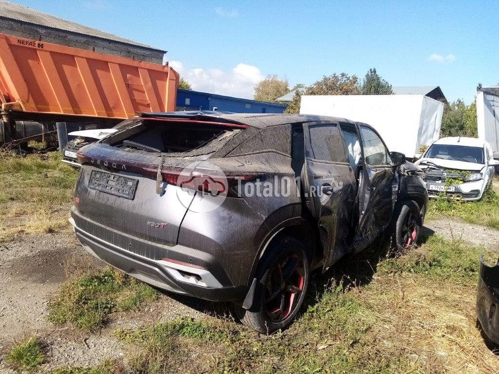 Фото OMODA C5 10