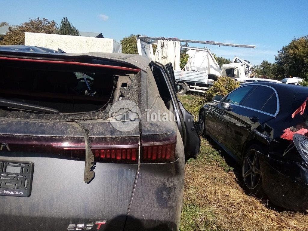 Фото OMODA C5 46