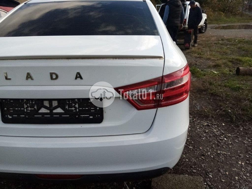 Фото ВАЗ (LADA) Vesta 140