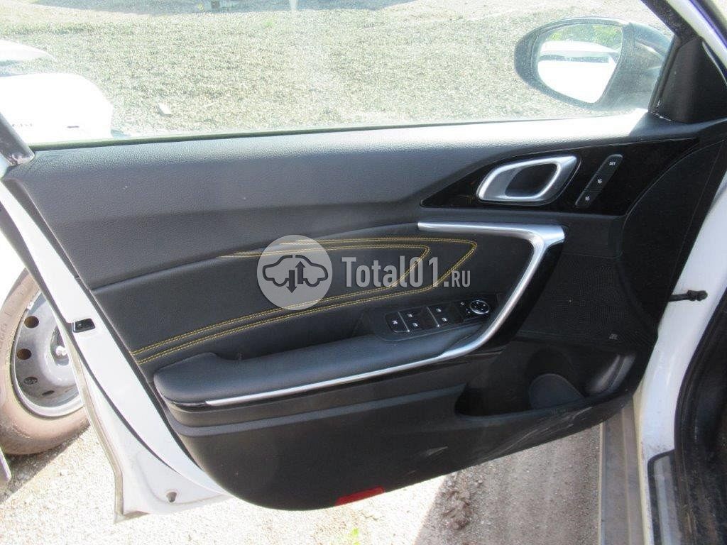 Фото KIA cee\'d 64