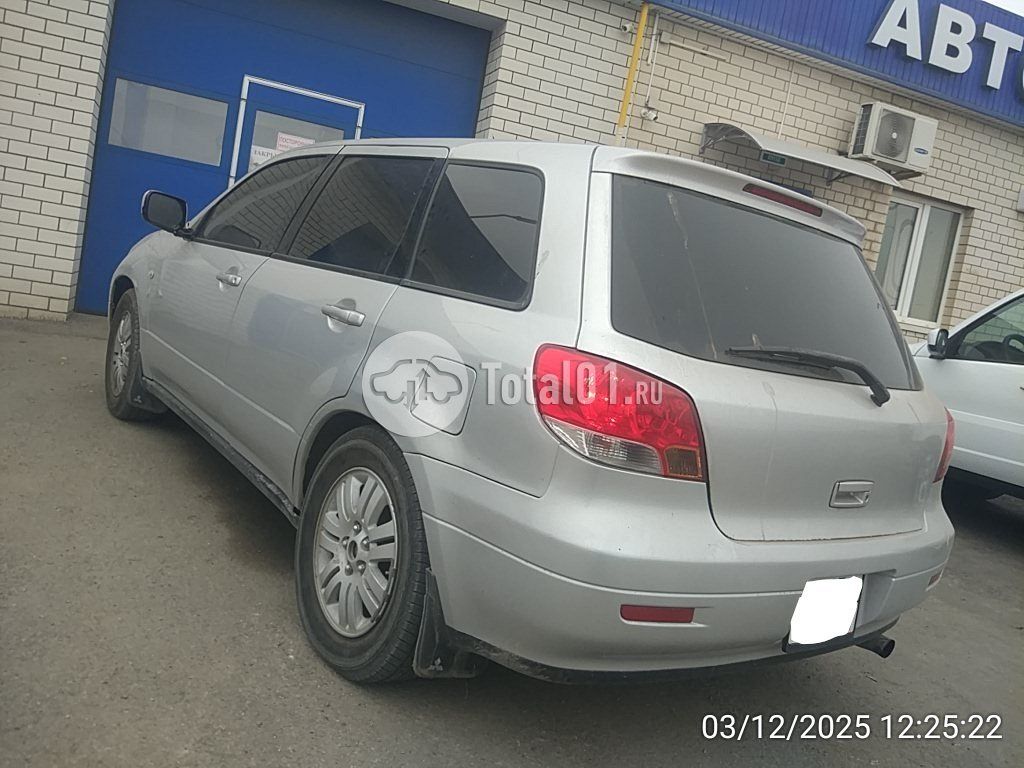Фото Mitsubishi Airtrek 6