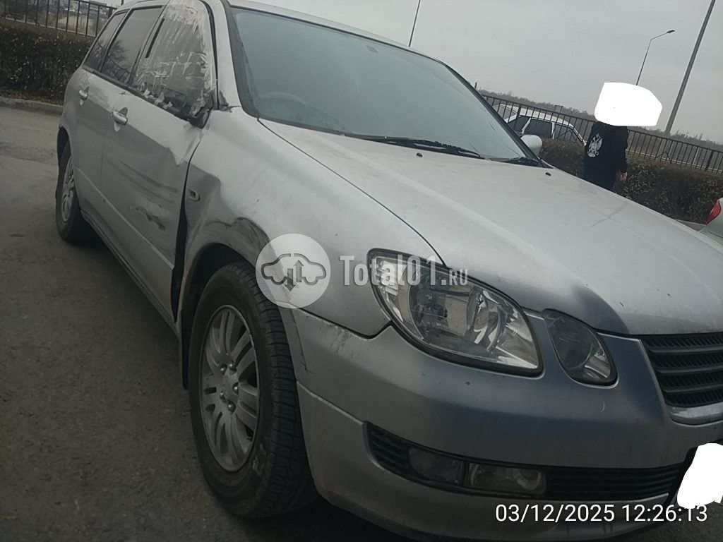 Фото Mitsubishi Airtrek 8