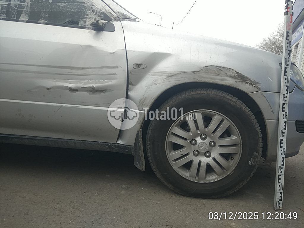 Фото Mitsubishi Airtrek 12