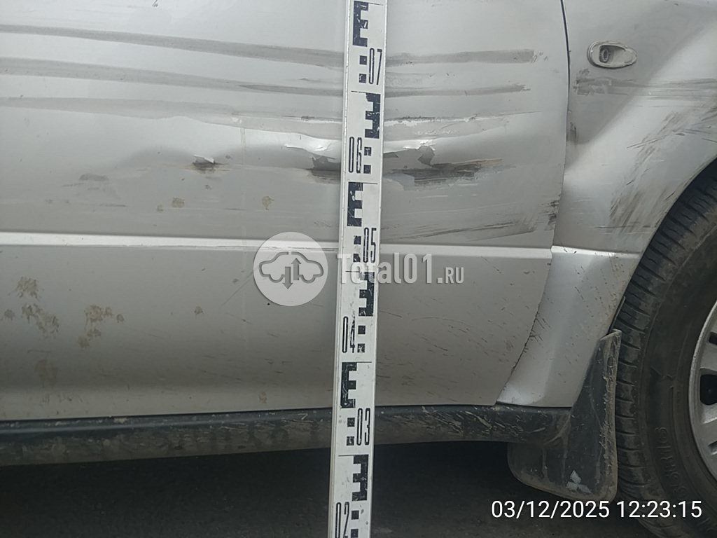 Фото Mitsubishi Airtrek 18