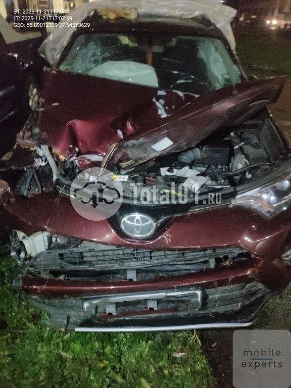 Фото Toyota RAV4 6