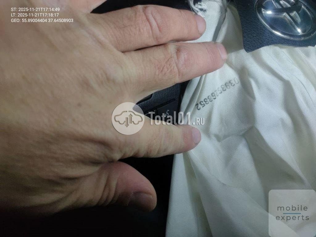 Фото Toyota RAV4 260