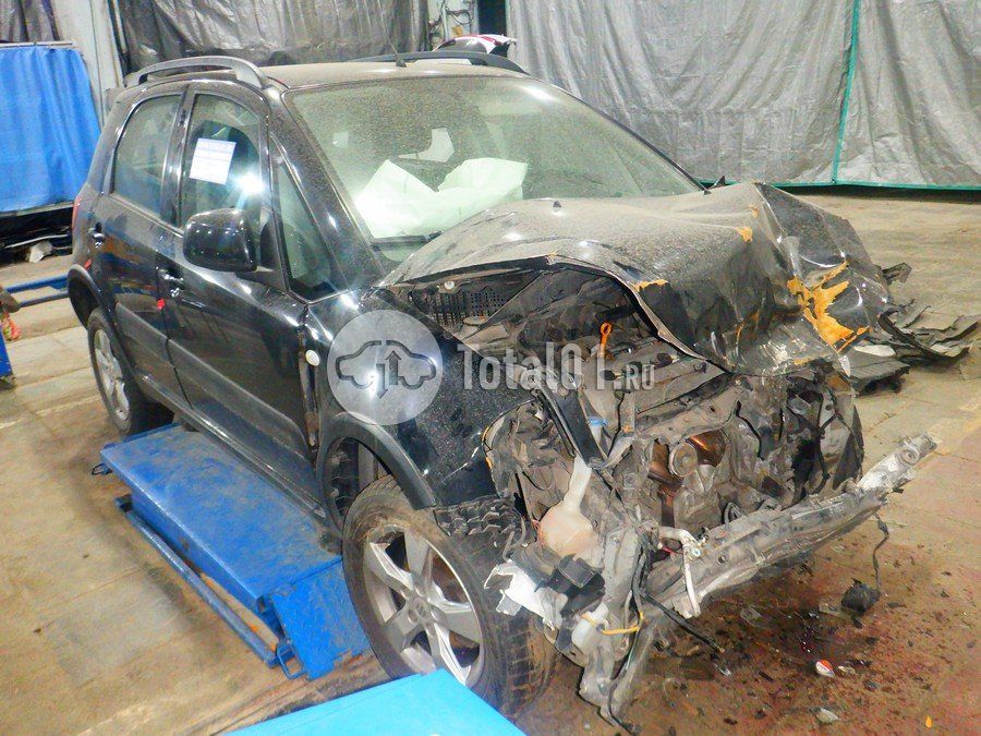 Фото Suzuki SX4 6