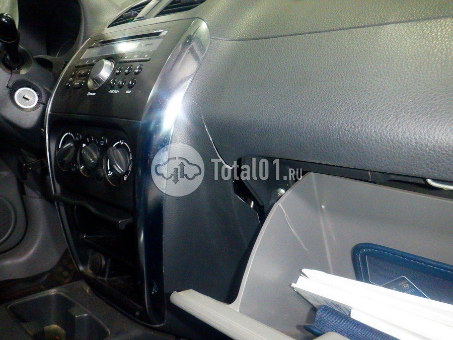 Фото Suzuki SX4 36