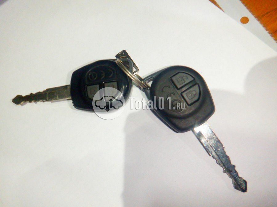 Фото Suzuki SX4 384