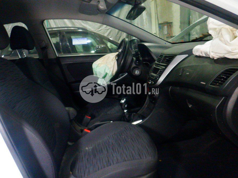 Фото Hyundai Solaris 22