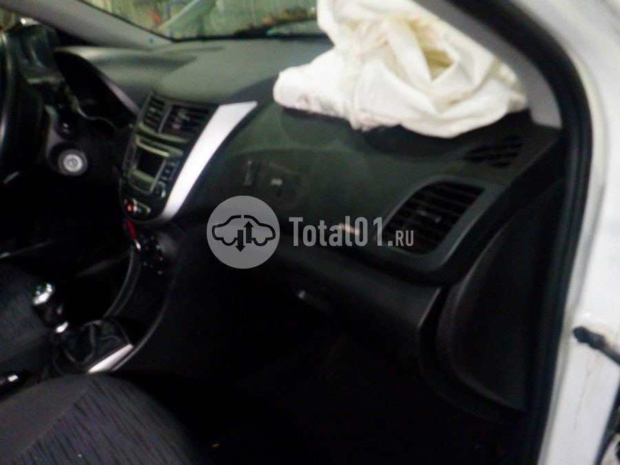 Фото Hyundai Solaris 28