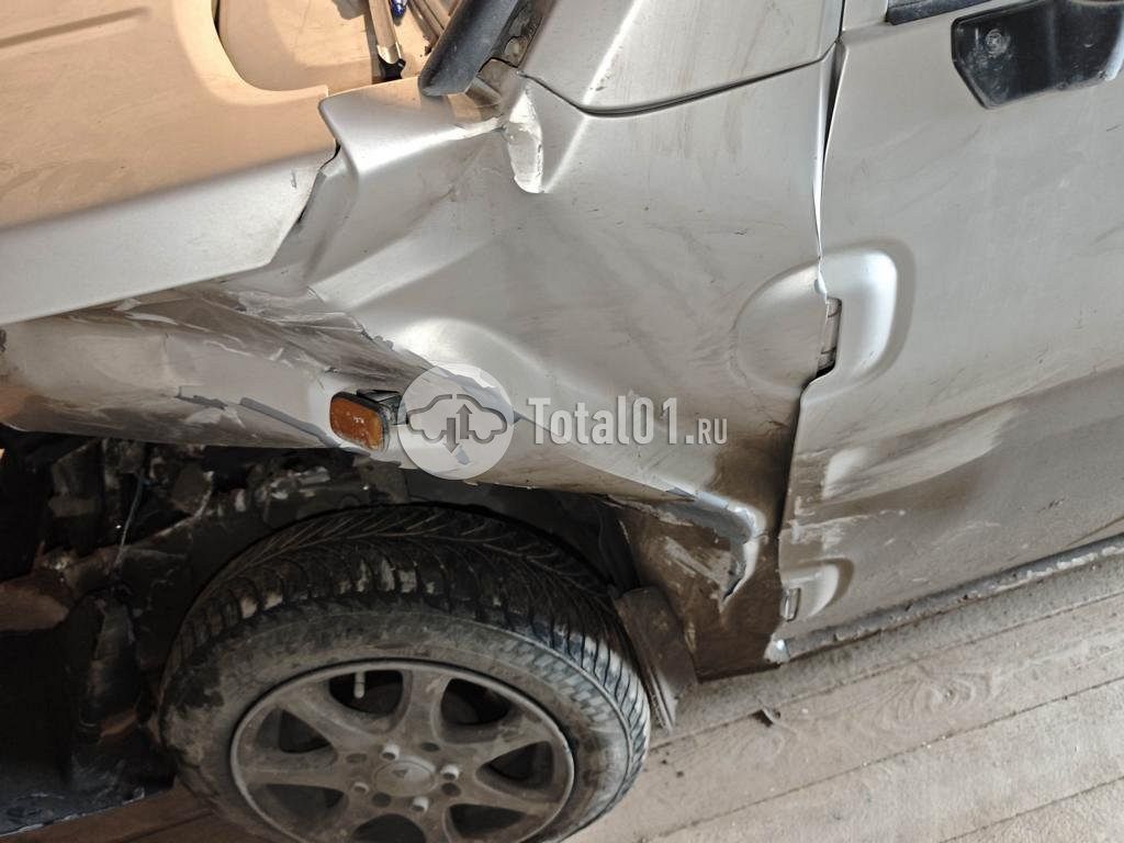 Фото Daihatsu Naked 16