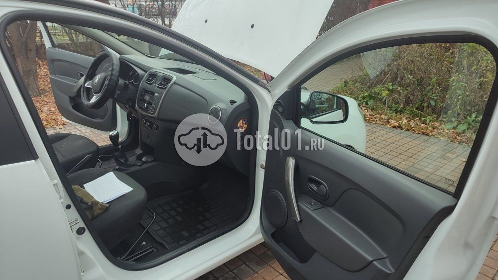 Фото Renault Logan 20