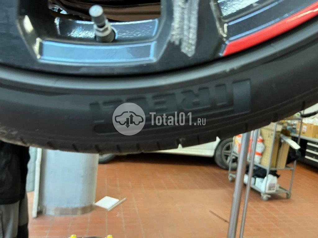 Фото Lamborghini Urus 210