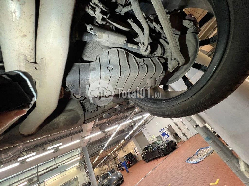 Фото Lamborghini Urus 280