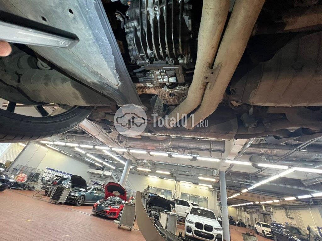 Фото Lamborghini Urus 320