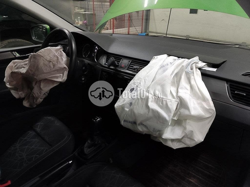 Фото Skoda Rapid 154