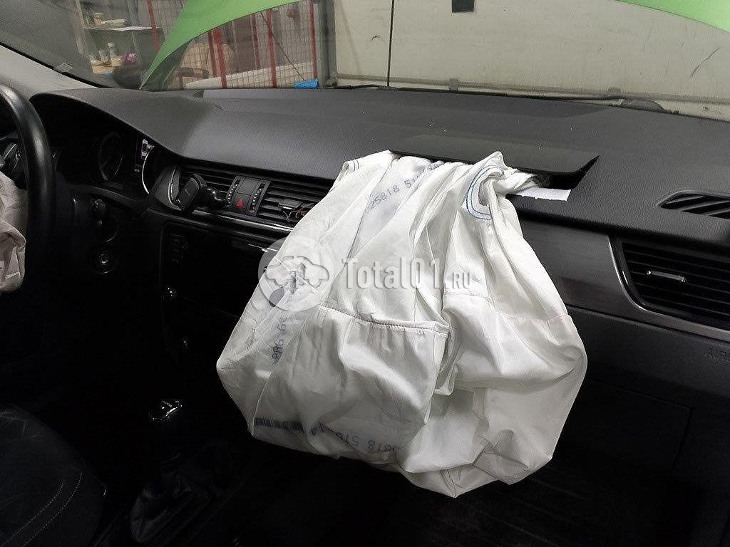 Фото Skoda Rapid 156