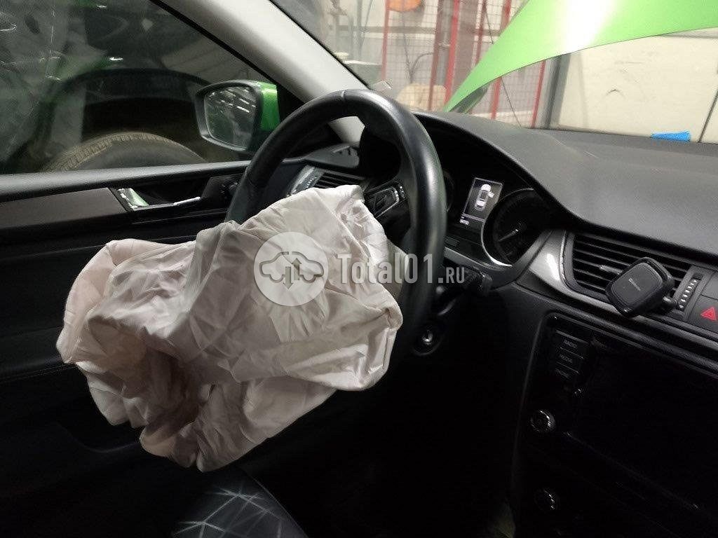 Фото Skoda Rapid 158