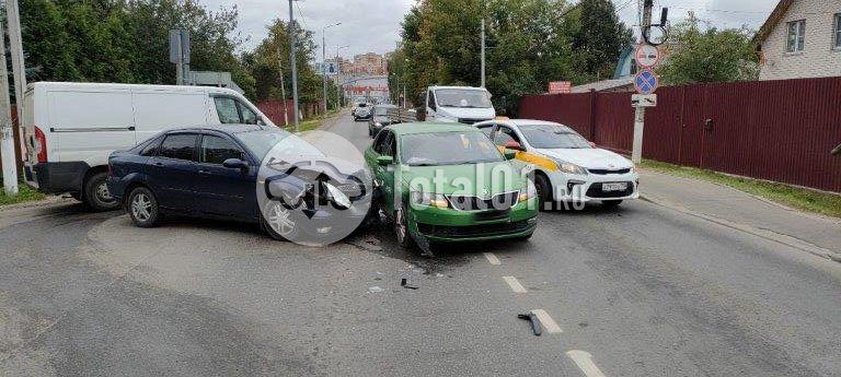 Фото Skoda Rapid 302