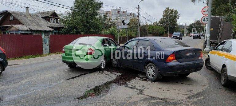 Фото Skoda Rapid 344