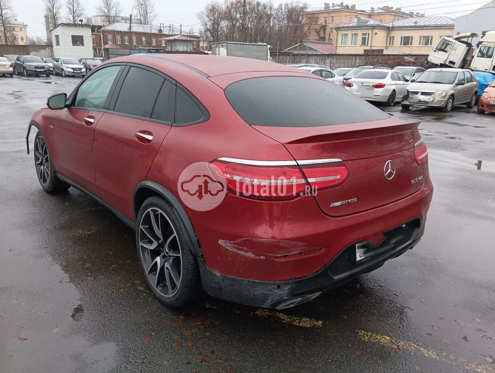 Фото Mercedes-Benz GLC-класс AMG 70